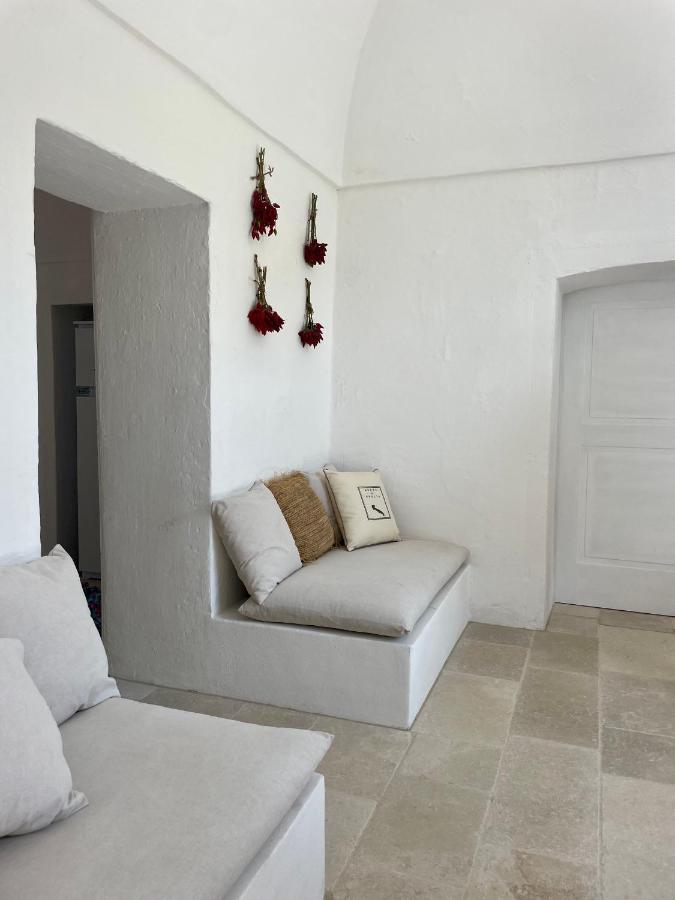 לינה וארוחת בוקר לוקורוטונדו I Tre Coni By Acqua Di Puglia מראה חיצוני תמונה