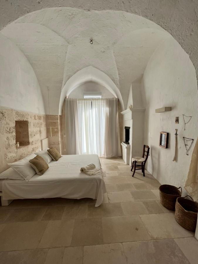 לינה וארוחת בוקר לוקורוטונדו I Tre Coni By Acqua Di Puglia מראה חיצוני תמונה