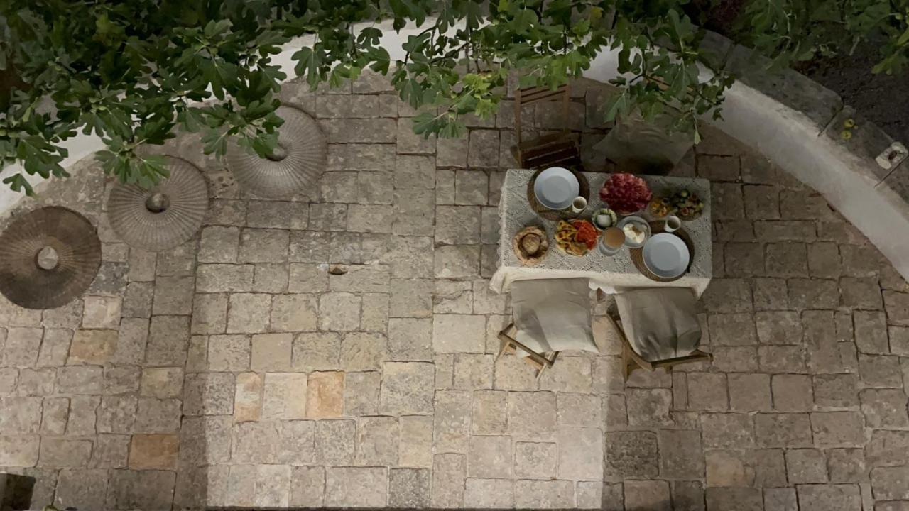 לינה וארוחת בוקר לוקורוטונדו I Tre Coni By Acqua Di Puglia מראה חיצוני תמונה