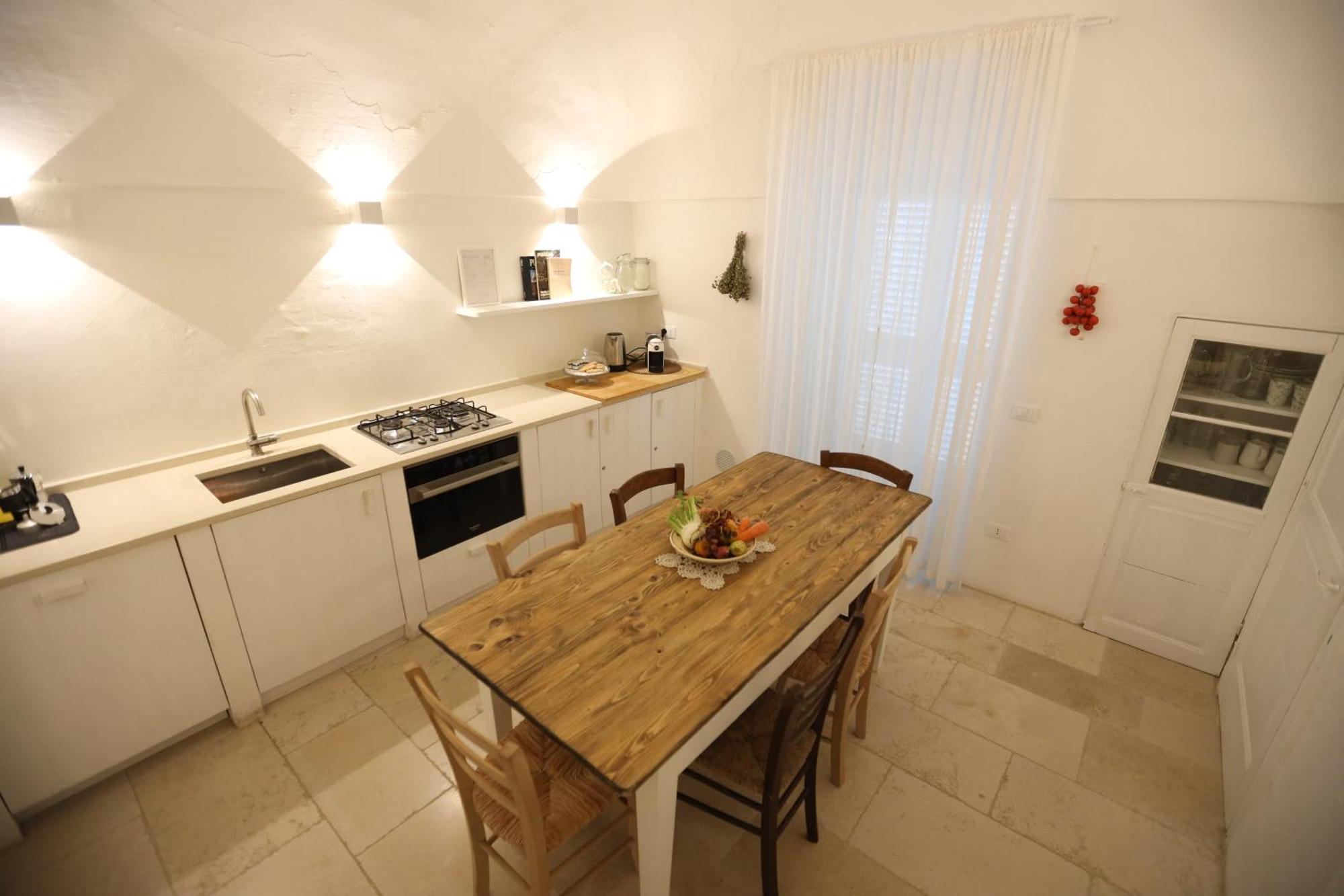 לינה וארוחת בוקר לוקורוטונדו I Tre Coni By Acqua Di Puglia מראה חיצוני תמונה